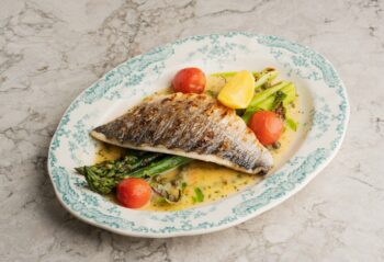 Dorado with Asparagus